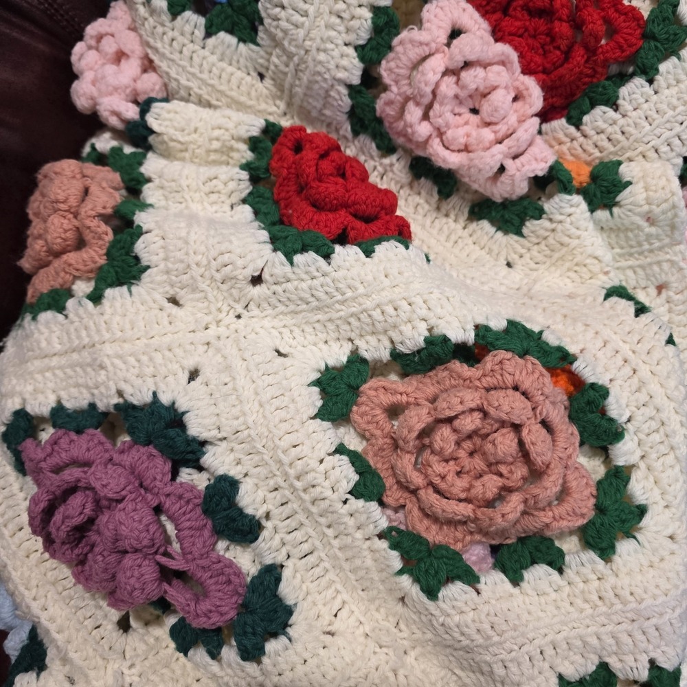 Vintage Crochet 3D Rose Afghan Blanket Granny Square MultiColored Queen 52"x82" - Picture 6 of 8